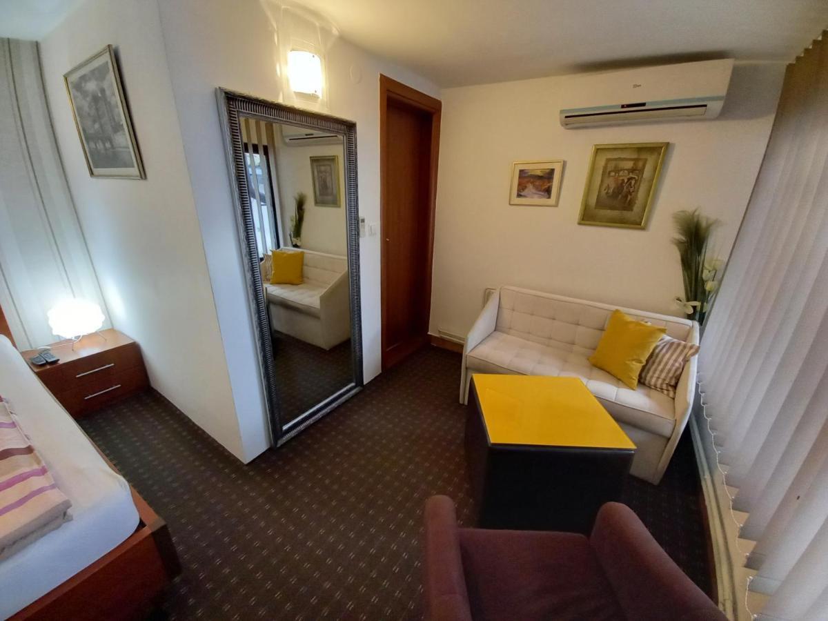Prenociste Zan Hotell SJJ Exteriör bild